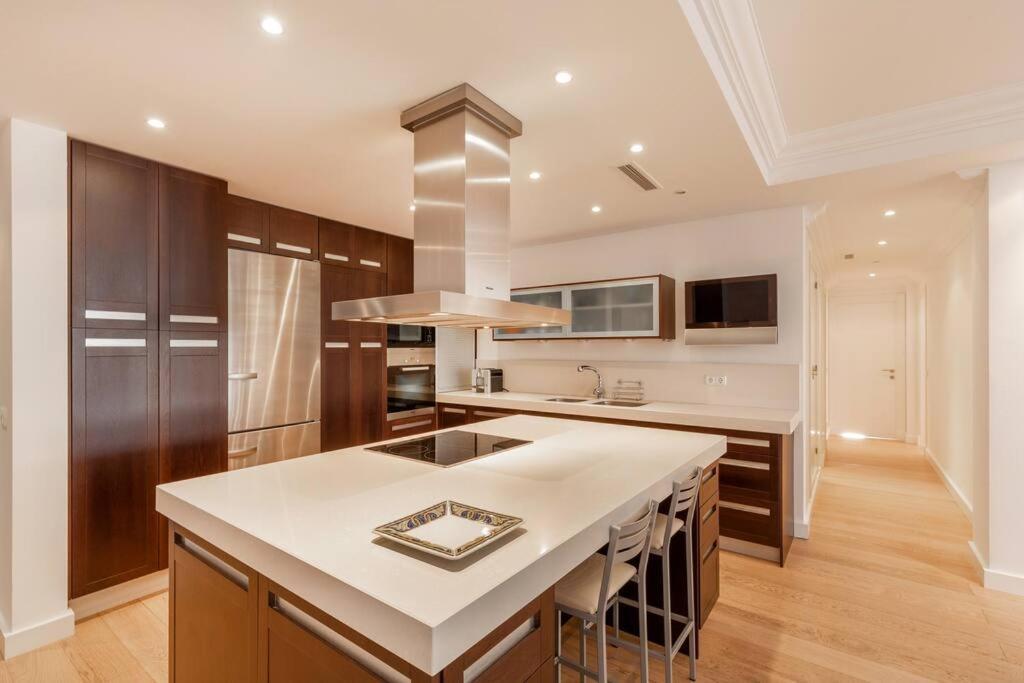 Bright Elegant 3Bdr Apartment In Puerto Banus Marbella Exteriör bild