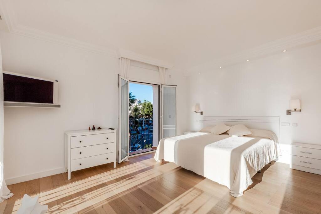 Bright Elegant 3Bdr Apartment In Puerto Banus Marbella Exteriör bild
